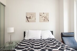 Velvet Stays – CN Tower and Convention Center