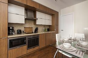 Velvet Stays – CN Tower and Convention Center