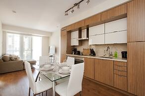 Velvet Stays – CN Tower and Convention Center