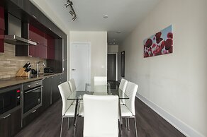 Velvet Stays – CN Tower and Convention Center