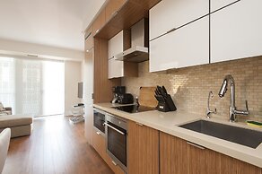 Velvet Stays – CN Tower and Convention Center