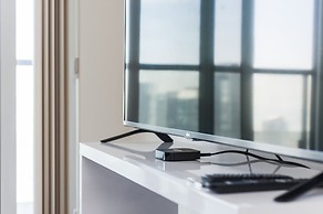 Velvet Stays – CN Tower and Convention Center