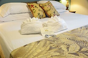 Pandora's Forest - Adults Only