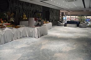 Teymur Continental Hotel