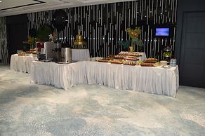 Teymur Continental Hotel