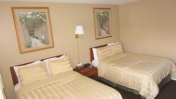 Village Inn & Suites