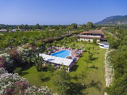 Hotel Rurale Orti di Nora & SPA