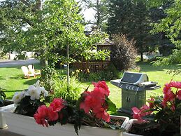 Stratford Suburban Motel