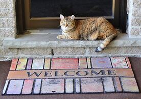 Stratford Suburban Motel