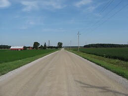 Stratford Suburban Motel