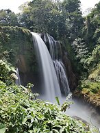 Pulhapanzak Waterfalls Cabins