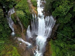 Pulhapanzak Waterfalls Cabins
