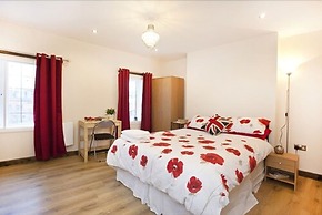 Victoria Centre Apartments & Annexe