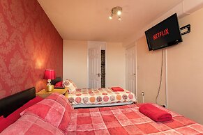 Victoria Centre Apartments & Annexe