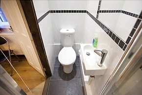 Victoria Centre Apartments & Annexe