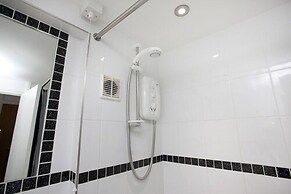 Victoria Centre Apartments & Annexe