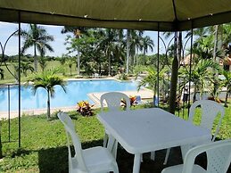 Hotel Campestre Los Chiguiros