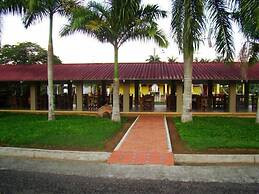 Hotel Campestre Los Chiguiros