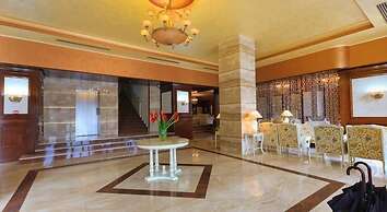 Hotel Roman By Dumbrava Business Resort