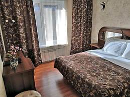 Kievskaya Hotel on Kurskaya