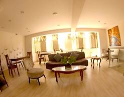 Hotel Esencia Suites