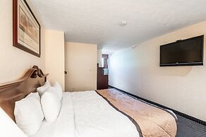 Rodeway Inn & Suites - Charles Town, WV
