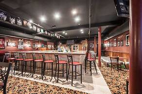 Rodeway Inn & Suites - Charles Town, WV