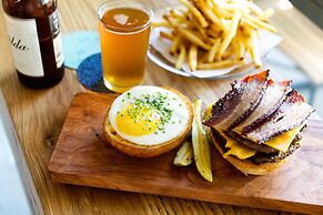 South Congress Hotel