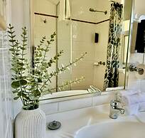 Echo Point Holiday Village