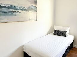 Montblu at Echo Point