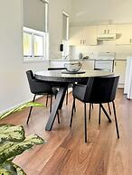 Montblu at Echo Point