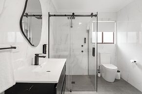 Montblu at Echo Point