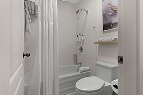 Lakeside Villa & Nordic Spa