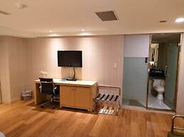 Delton Hotel