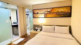 Delton Hotel