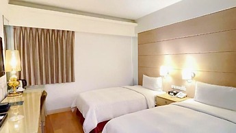 Delton Hotel