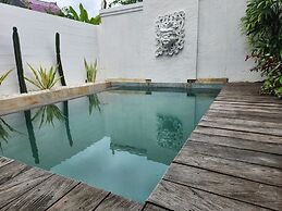 The Calmtree Bungalows