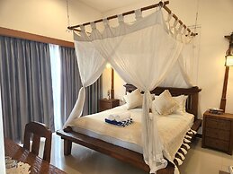 The Calmtree Bungalows