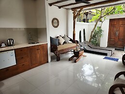 The Calmtree Bungalows