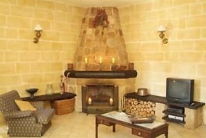 Ta' Bertu Host Family Bed & Breakfast