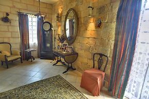 Ta' Bertu Host Family Bed & Breakfast