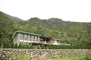 Taroko Mountain Dream Homestay B&B