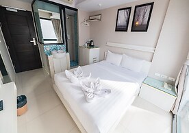 Serenotel Pattaya Beach Front