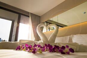 Serenotel Pattaya Beach Front