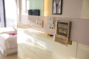 Serenotel Pattaya Beach Front