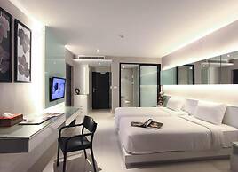 Serenotel Pattaya Beach Front