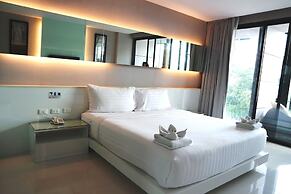 Serenotel Pattaya Beach Front