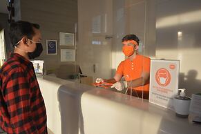 HARRIS Hotel & Conventions Bekasi