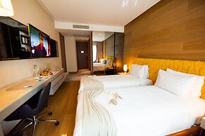 Dosso Dossi Hotels & Spa Downtown