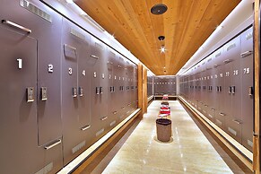 Dosso Dossi Hotels & Spa Downtown